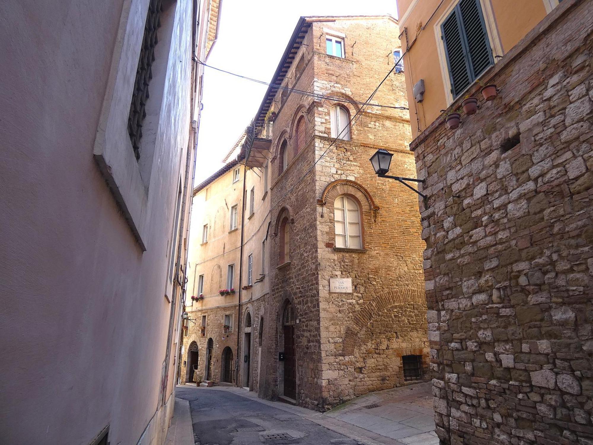Via Vincioli - La Terrazza Nel Cuore Di Perugia Bagian luar foto